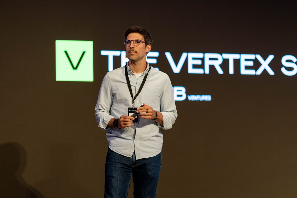 Jaime de Mora of Microsoft EMEA opening The Vertex Summit 2026 at Bellver Blue Tech Zone